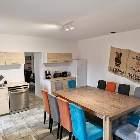 Ferienhaus Les Hamac's 12 Personnes Montravers